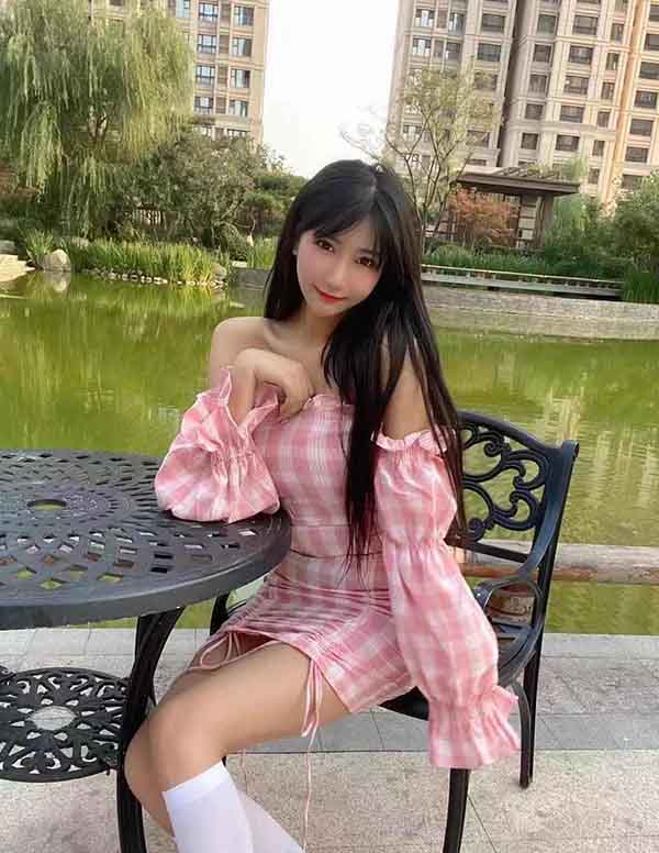 伦敦大学生伴游